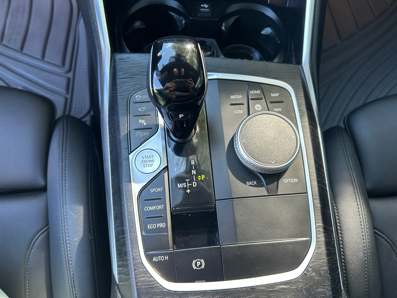 Used 2021 BMW 430i Coupe w/ Premium Package image 38