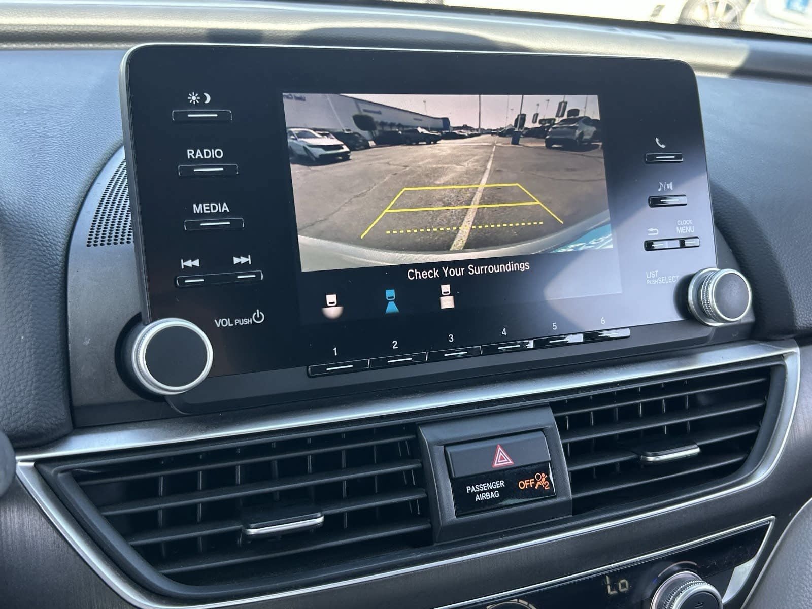 Certified 2018 Honda Accord LX image 31
