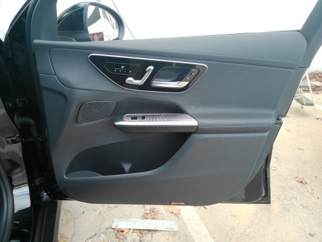 Used 2024 Mercedes-Benz GLC 300 image 20