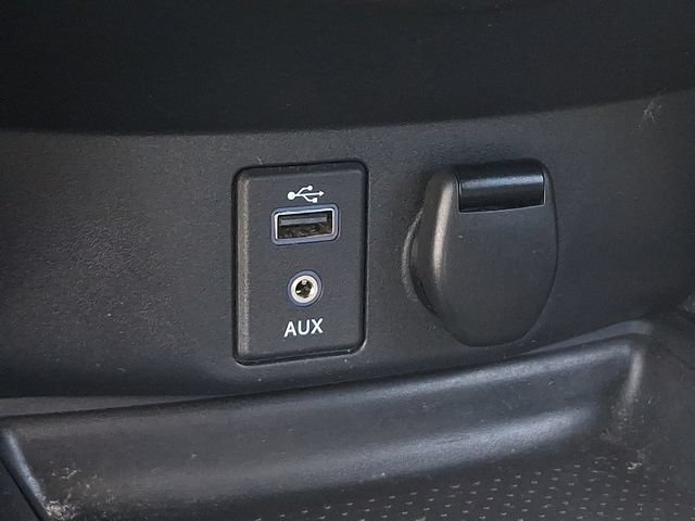 Used 2017 Nissan Rogue S AWD/4WD image 22
