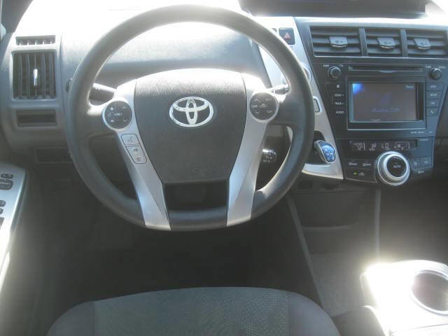 Used 2012 Toyota Prius V Three FWD image 16