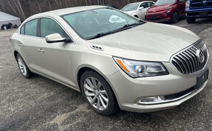 Used 2014 Buick LaCrosse image 9