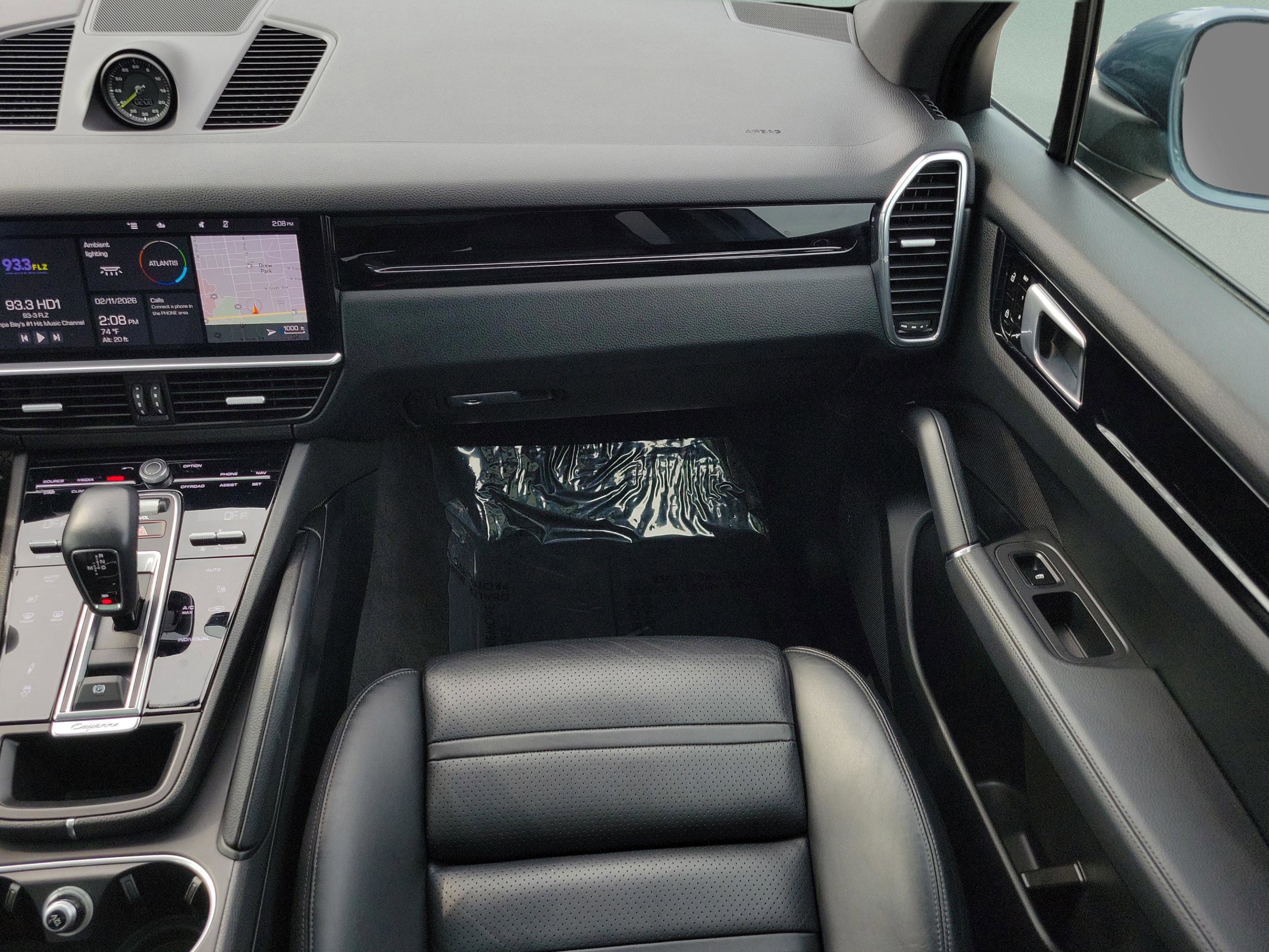 Used 2020 Porsche Cayenne E-Hybrid image 19