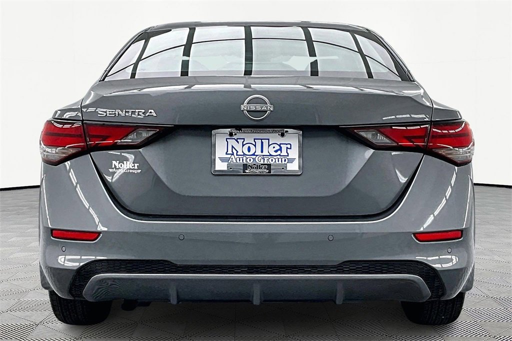 Used 2024 Nissan Sentra S image 4
