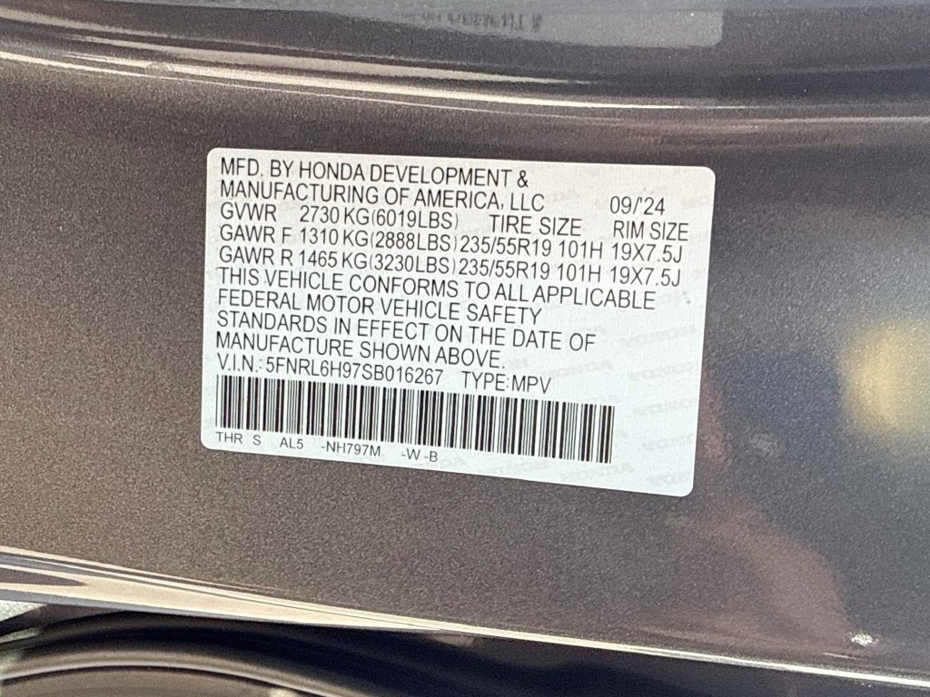 Used 2025 Honda Odyssey Elite image 9