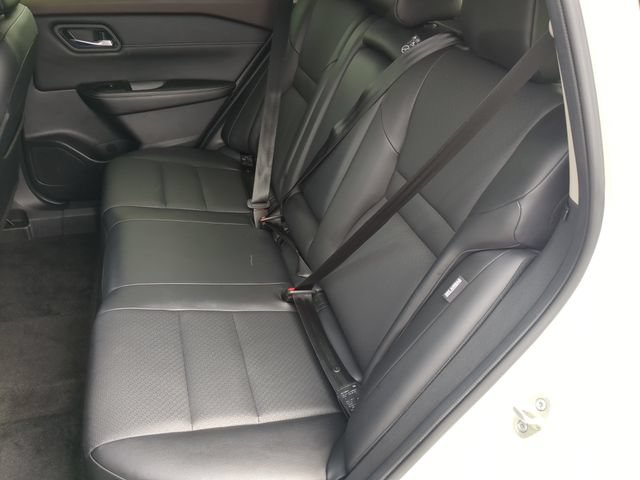 Used 2023 Nissan Rogue SV w/ SV Premium B Package FWD image 20
