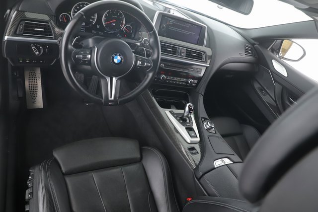 Used 2014 BMW M6 Convertible image 18