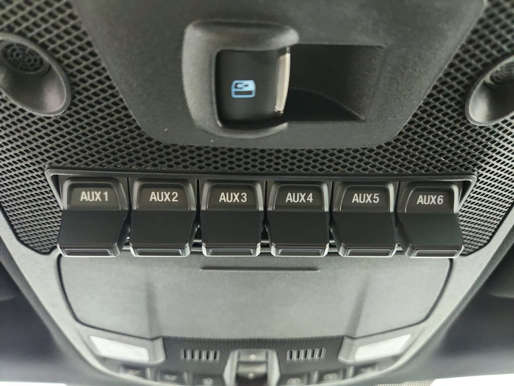 Used 2017 Ford F150 Raptor w/ Equipment Group 802A Luxury AWD/4WD image 20