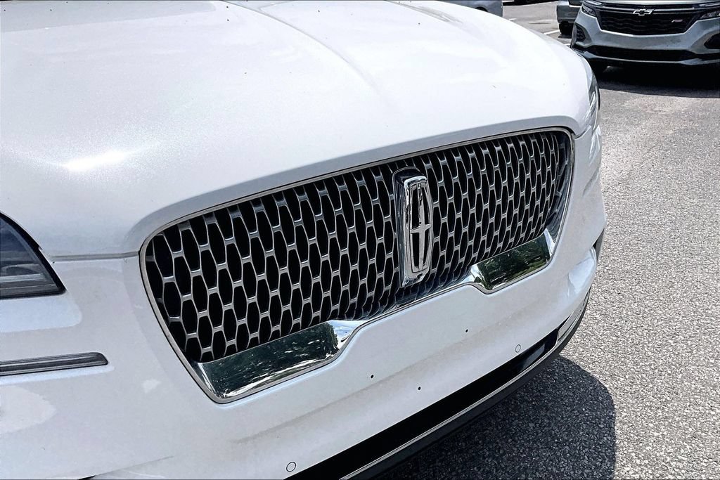 Used 2023 Lincoln Aviator Reserve w/ Equipment Group 201A AWD/4WD image 32