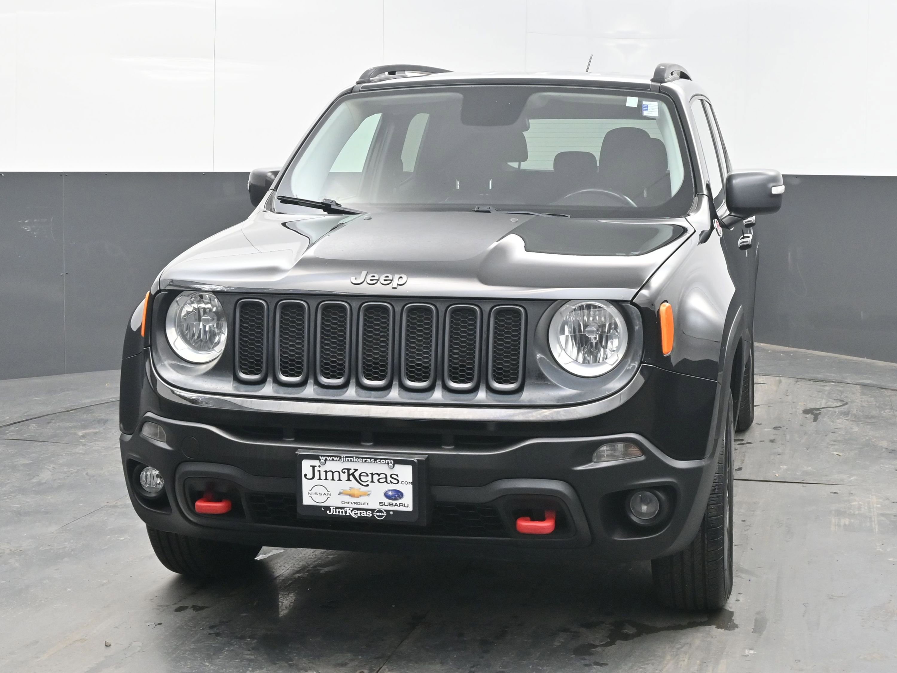 Used 2017 Jeep Renegade Trailhawk image 4