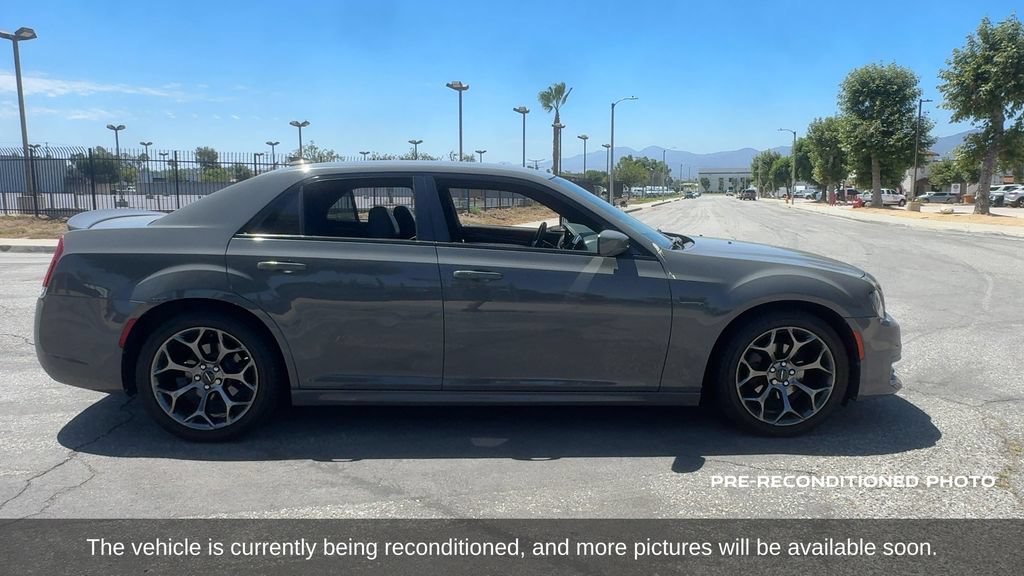 Used 2018 Chrysler 300 S w/ S Model Appearance Package RWD image 7