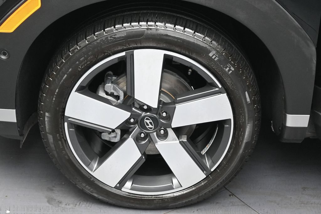Used 2024 Hyundai Santa Fe Limited FWD image 39