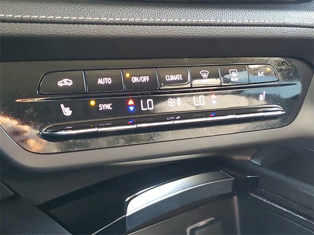 Used 2023 Buick Envision Preferred image 19