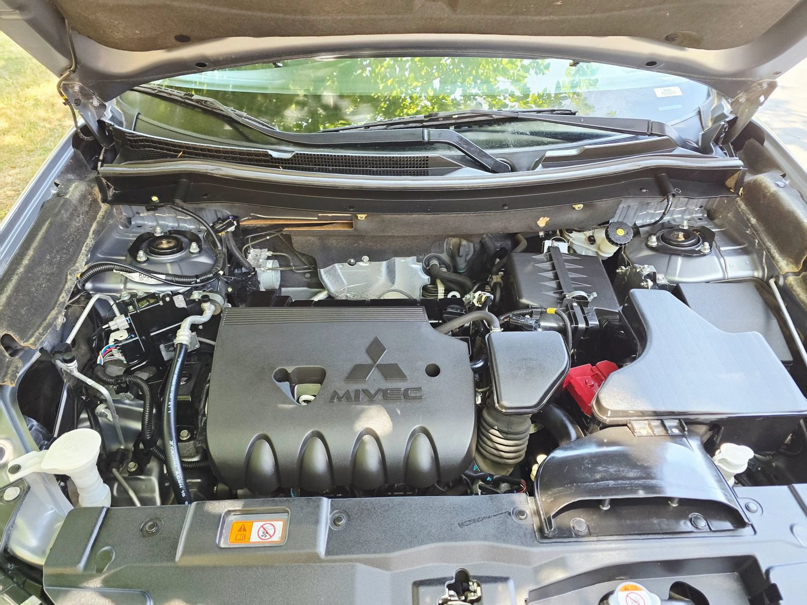 Used 2018 Mitsubishi Outlander SE FWD image 46