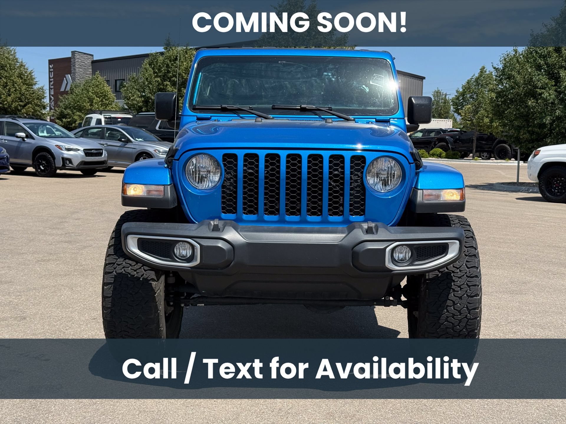 Used 2023 Jeep Gladiator Sport AWD/4WD image 2