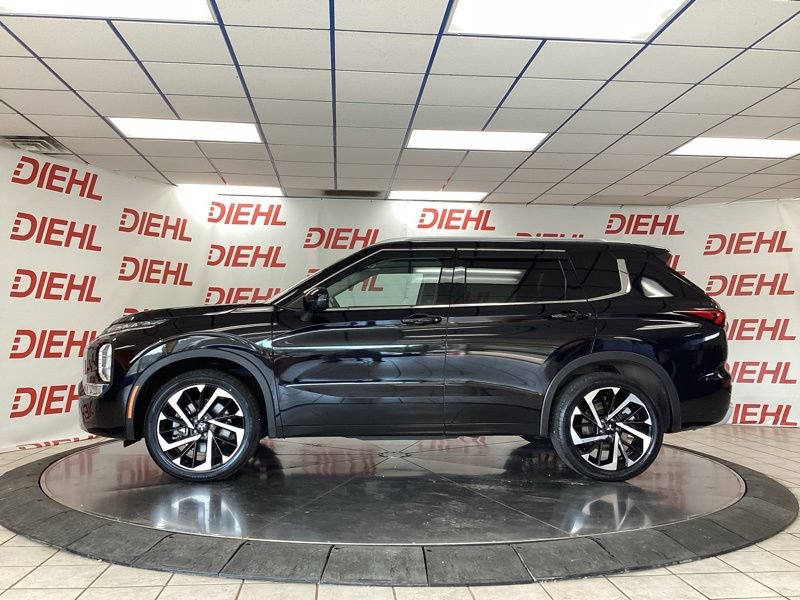 Used 2024 Mitsubishi Outlander SEL AWD/4WD image 4