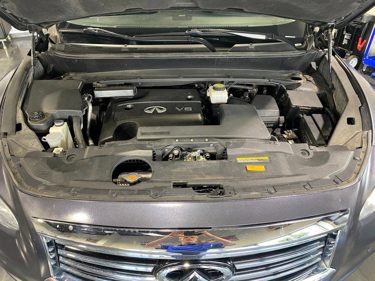 Used 2014 INFINITI QX60 AWD w/ Deluxe Touring Package image 27