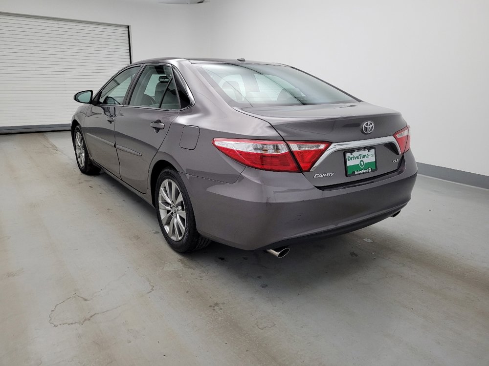 Used 2017 Toyota Camry XLE FWD image 5
