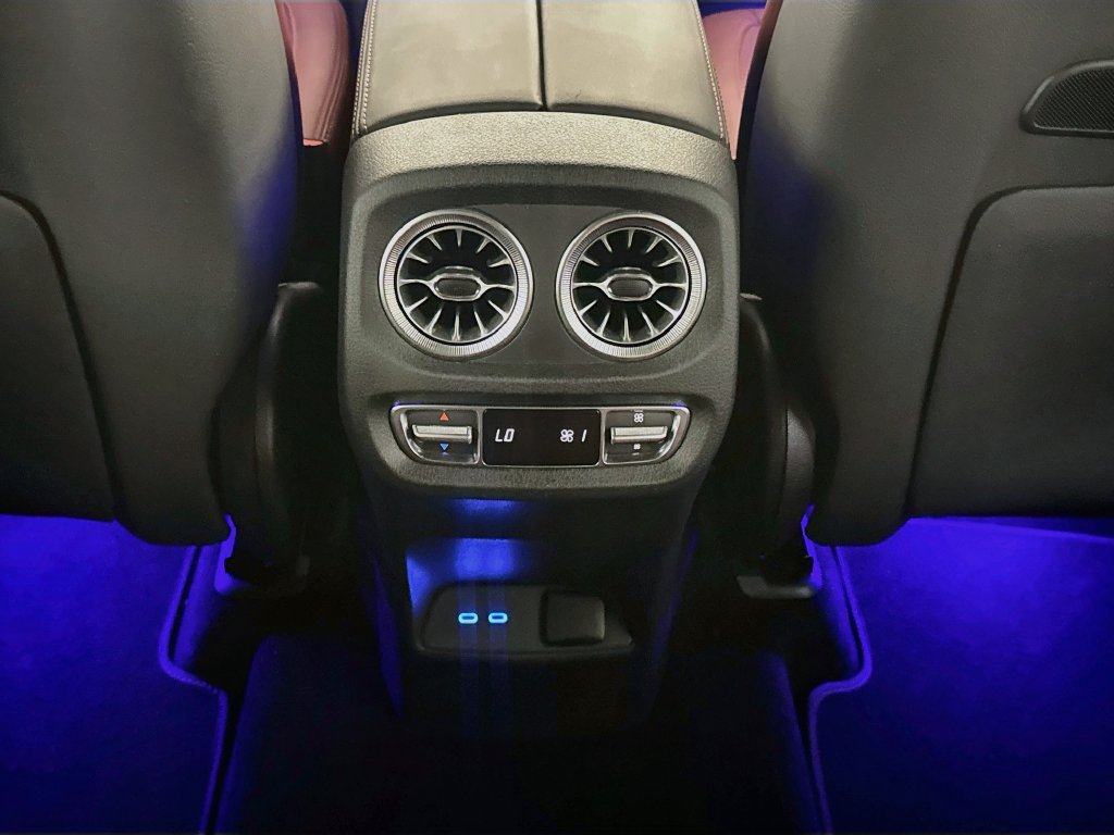 Used 2025 Mercedes-Benz G 550 image 27
