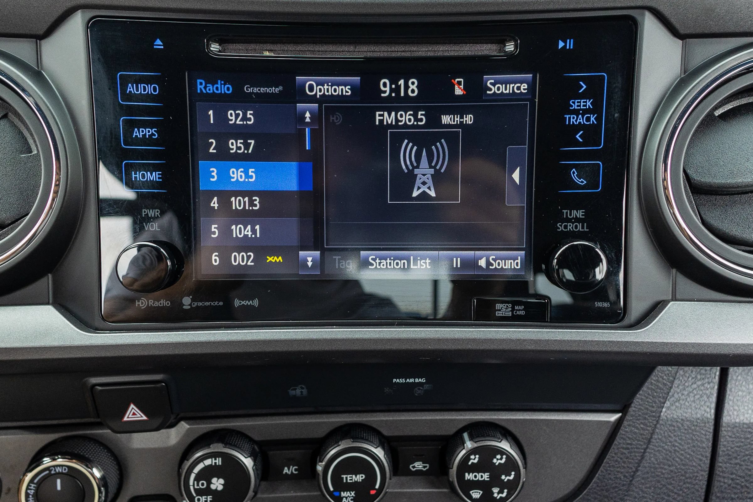 Used 2019 Toyota Tacoma TRD Sport AWD/4WD image 21
