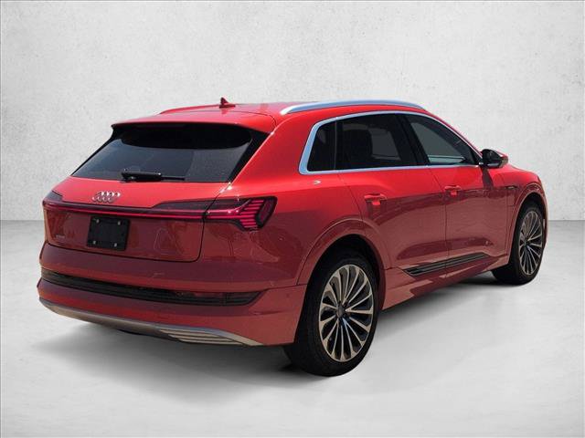 Used 2019 Audi e-tron Prestige w/ Prestige Package AWD/4WD image 5