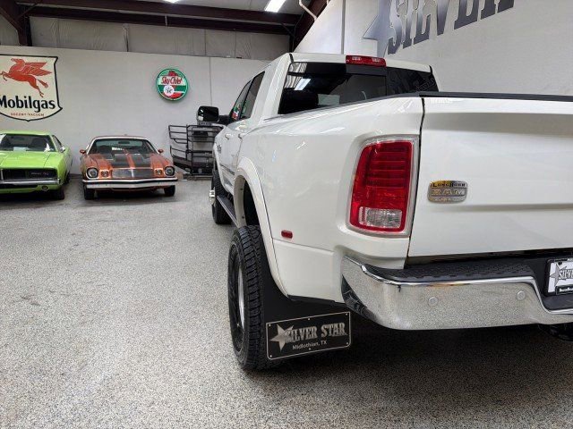 Used 2017 RAM 3500 Laramie Longhorn AWD/4WD image 9