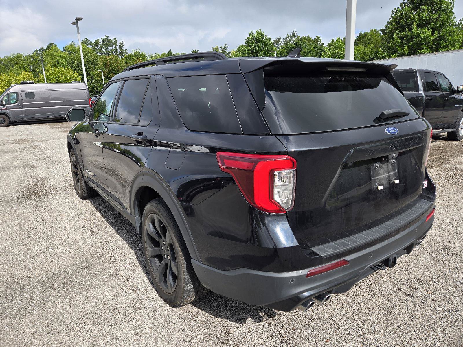 Used 2023 Ford Explorer ST w/ Equipment Group 401A AWD/4WD image 5