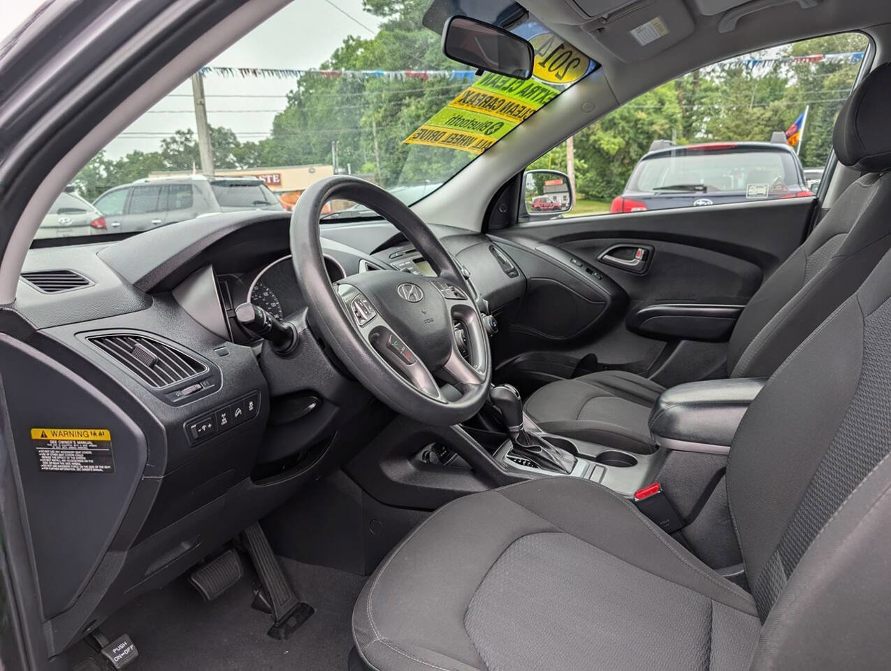Used 2014 Hyundai Tucson GLS image 11