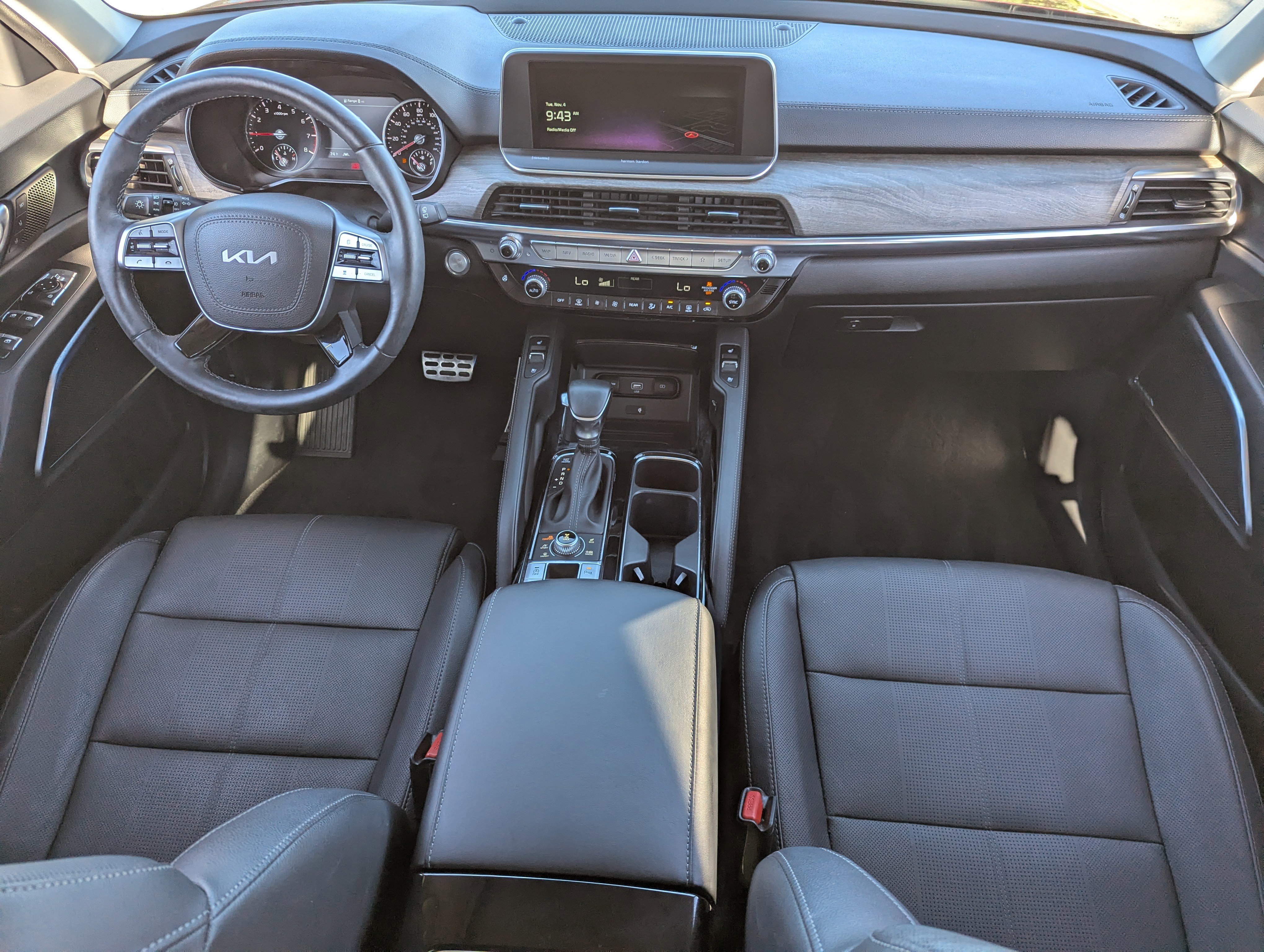 Certified 2022 Kia Telluride SX w/ Towing Package image 12