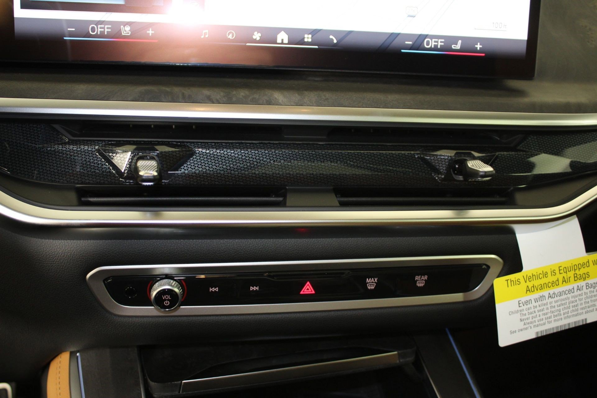 New 2026 BMW X5 xDrive50e w/ Executive Package AWD/4WD image 17