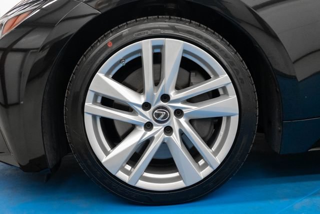 Used 2022 Lexus IS 300 w/ Accessory Package RWD image 2