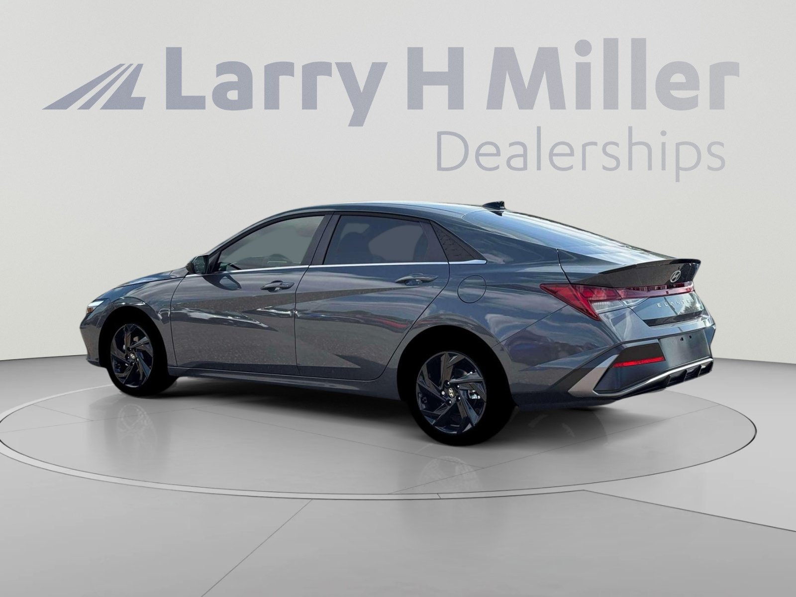 New 2026 Hyundai Elantra SEL Sport Premium FWD image 4