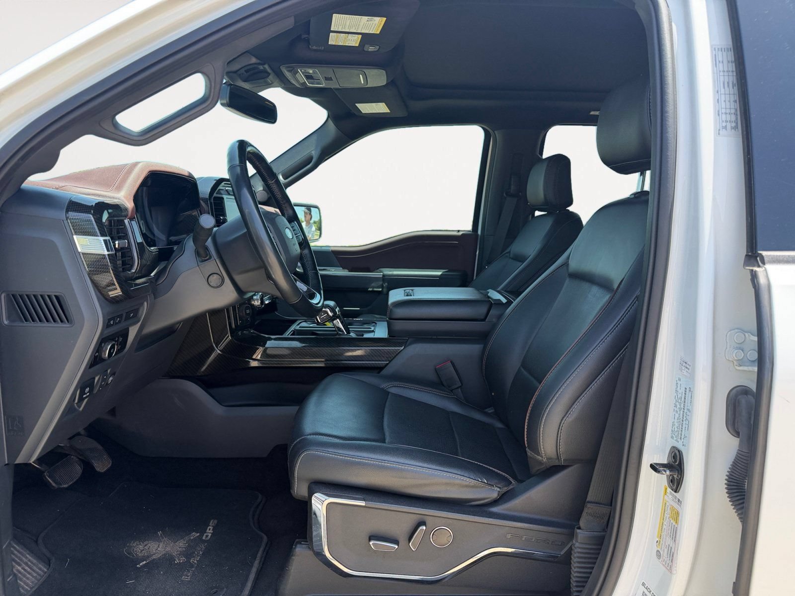 Used 2023 Ford F150 Lariat w/ Equipment Group 502A High AWD/4WD image 9