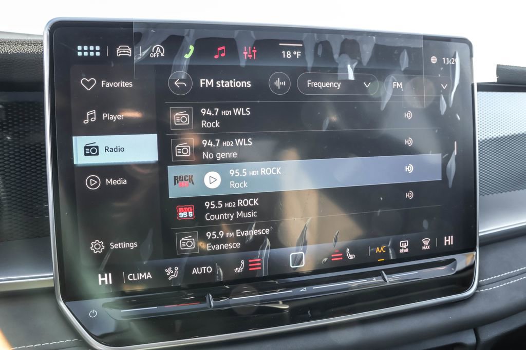 New 2026 Volkswagen Tiguan SE image 29