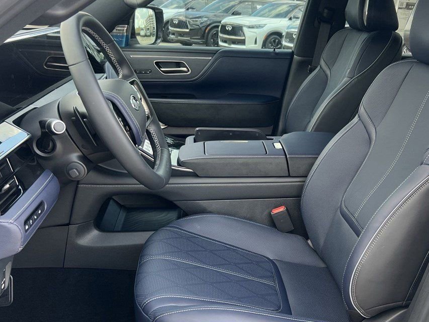 New 2026 INFINITI QX80 4WD w/ Sport Exterior Package image 21