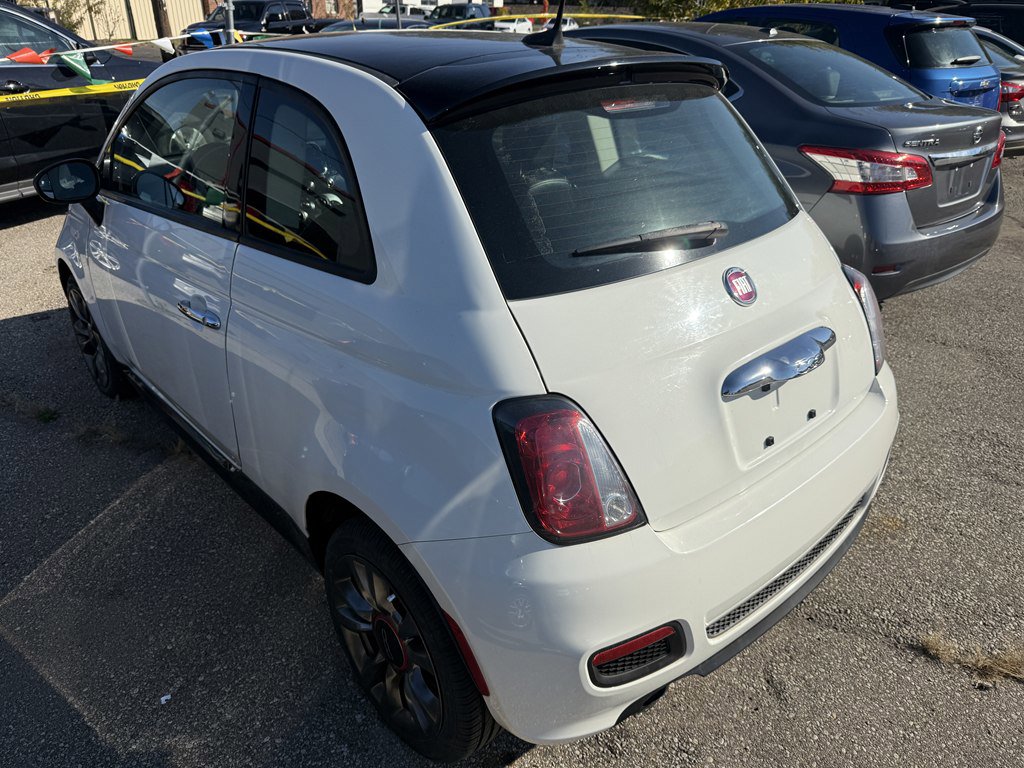 Used 2017 FIAT 500 Pop w/ Sport Black Trim Package image 4