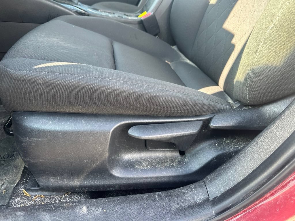 Used 2023 Toyota Corolla LE FWD image 16