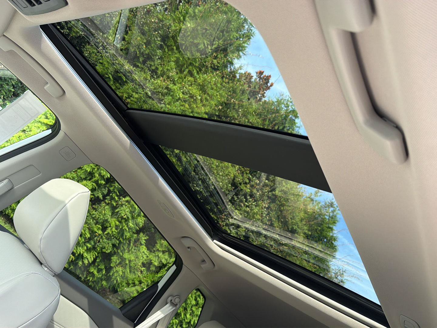 New 2026 Nissan Rogue Dark Armor FWD image 31