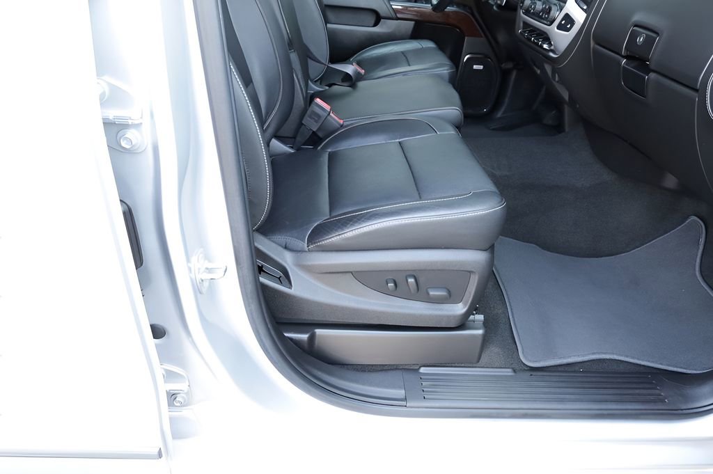 Used 2017 GMC Sierra 1500 SLT w/ SLT Premium Package AWD/4WD image 24