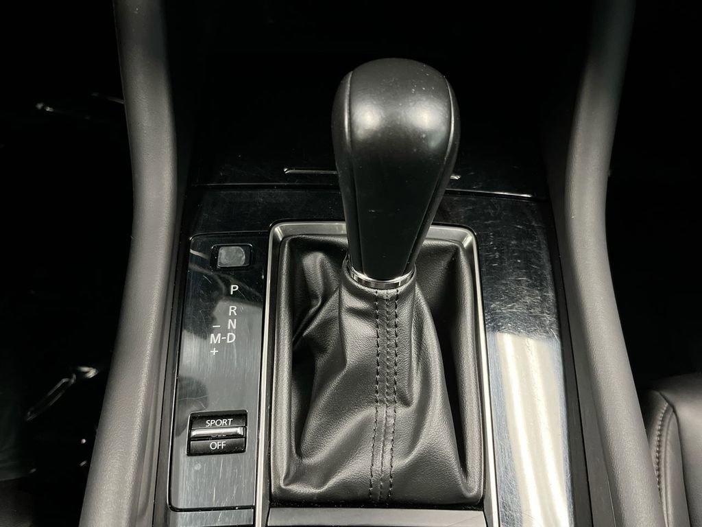 Used 2019 MAZDA MAZDA3 Hatchback w/ Preferred Package image 20