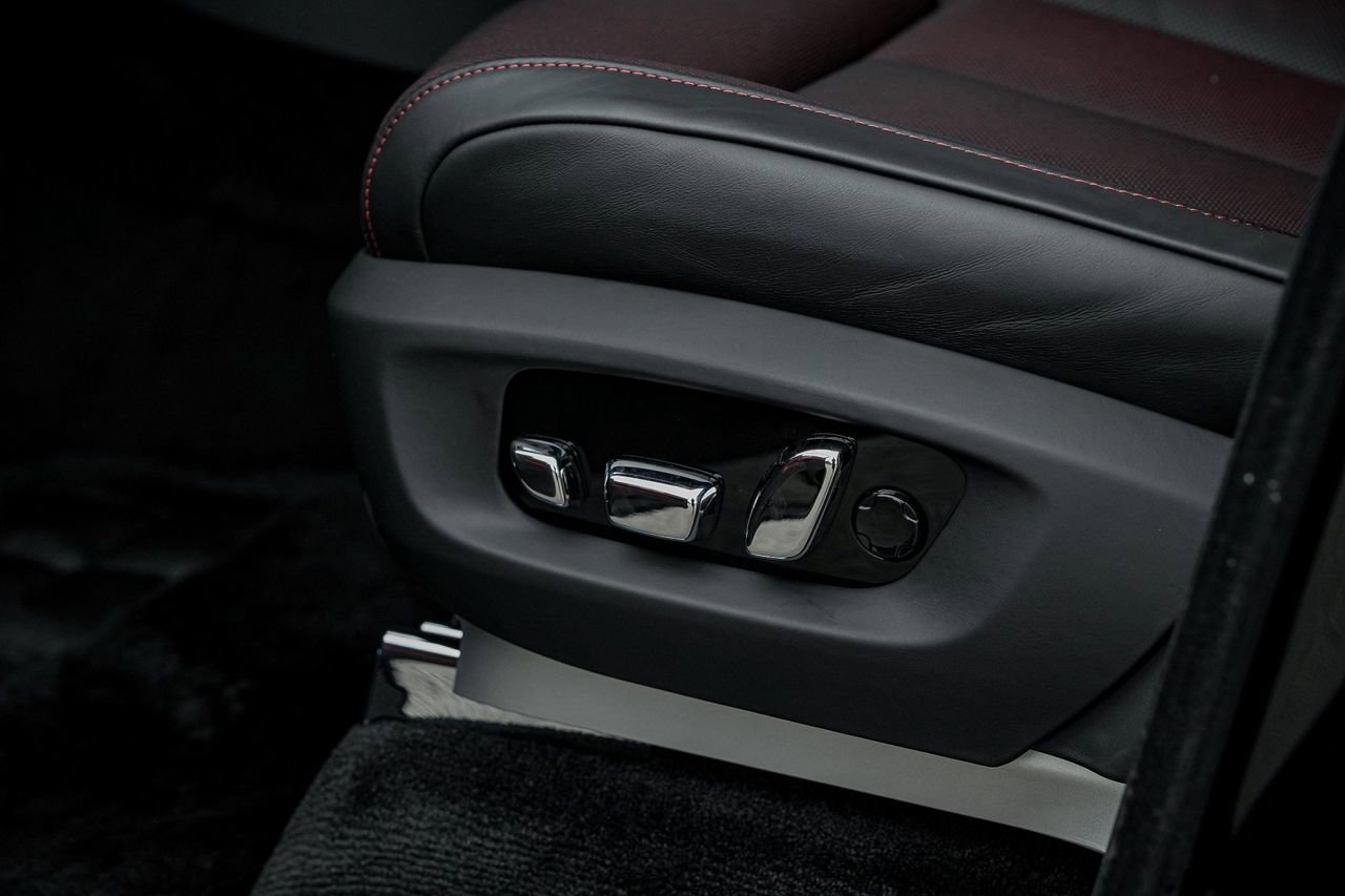 New 2026 Rolls-Royce Cullinan image 34