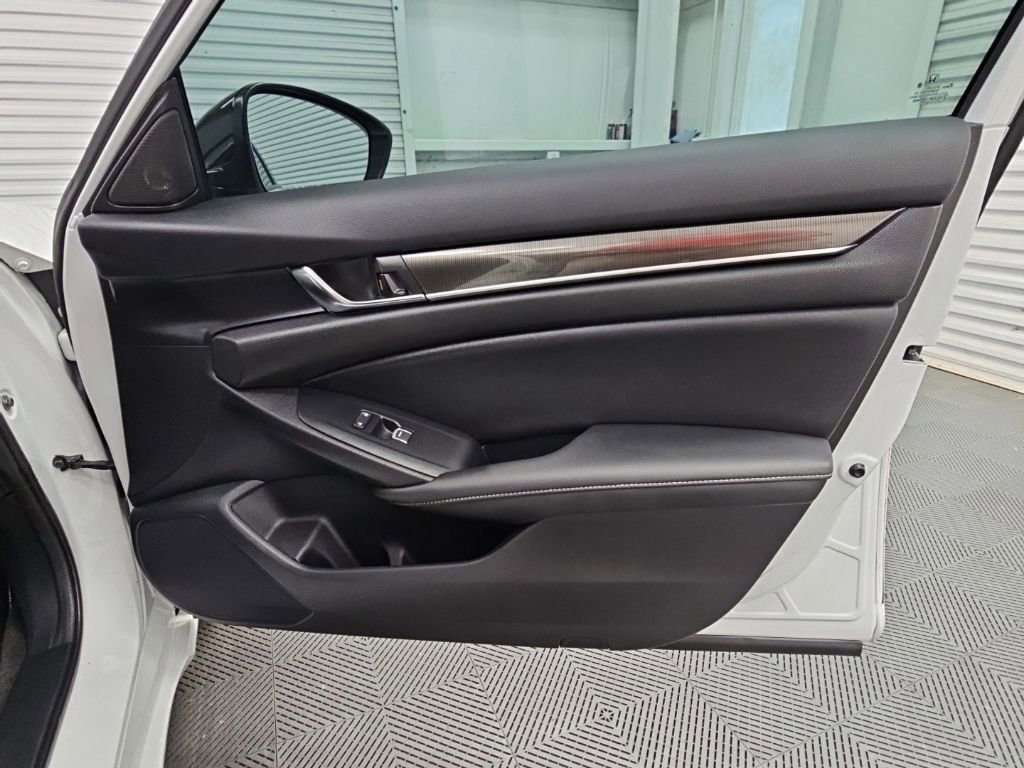 Used 2022 Honda Accord Sport image 37