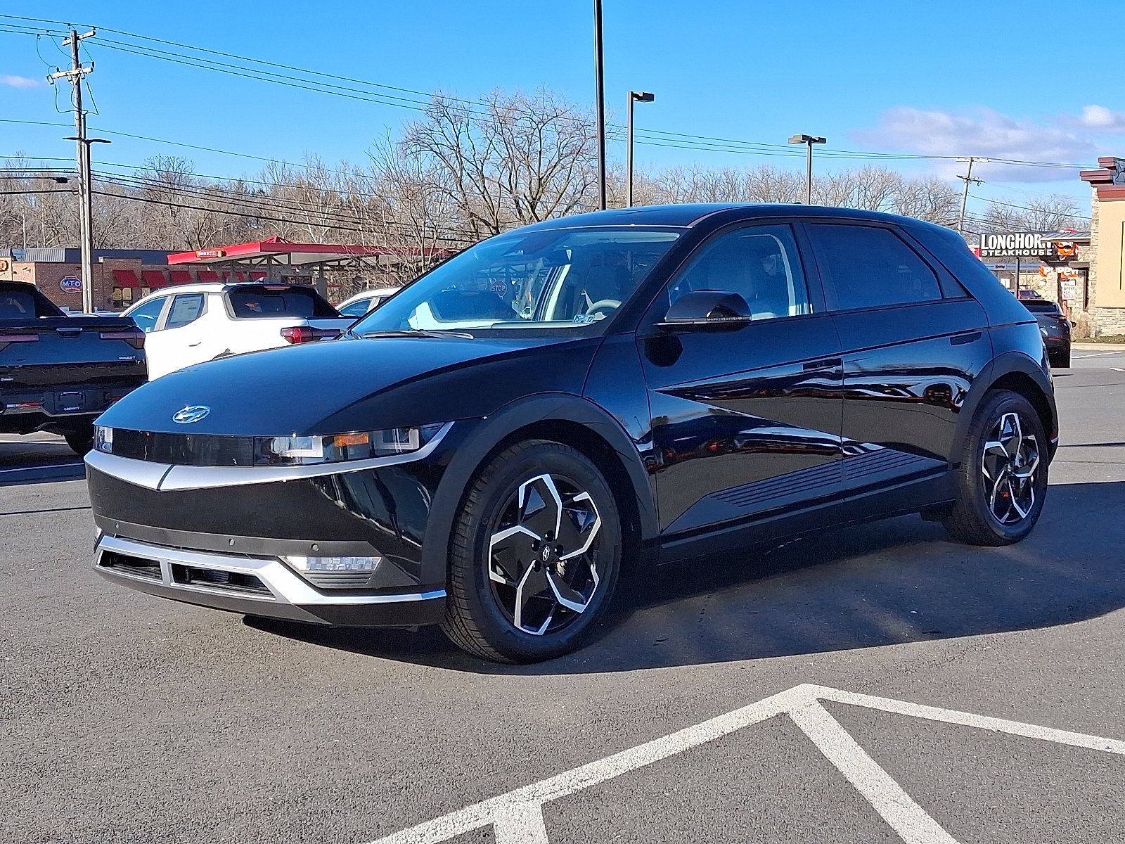 New 2024 Hyundai Ioniq 5 SEL image 2