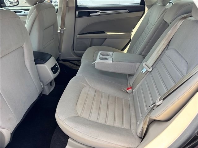 Certified 2020 Ford Fusion SE FWD image 17