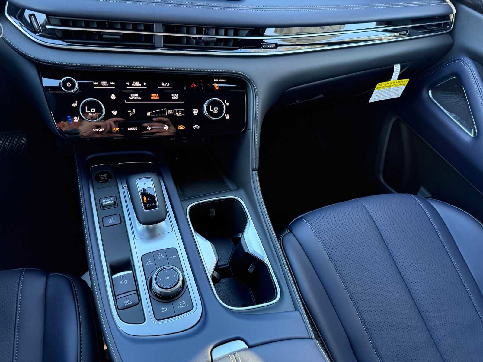 New 2026 INFINITI QX60 Sport w/ Dark Cargo Package image 19