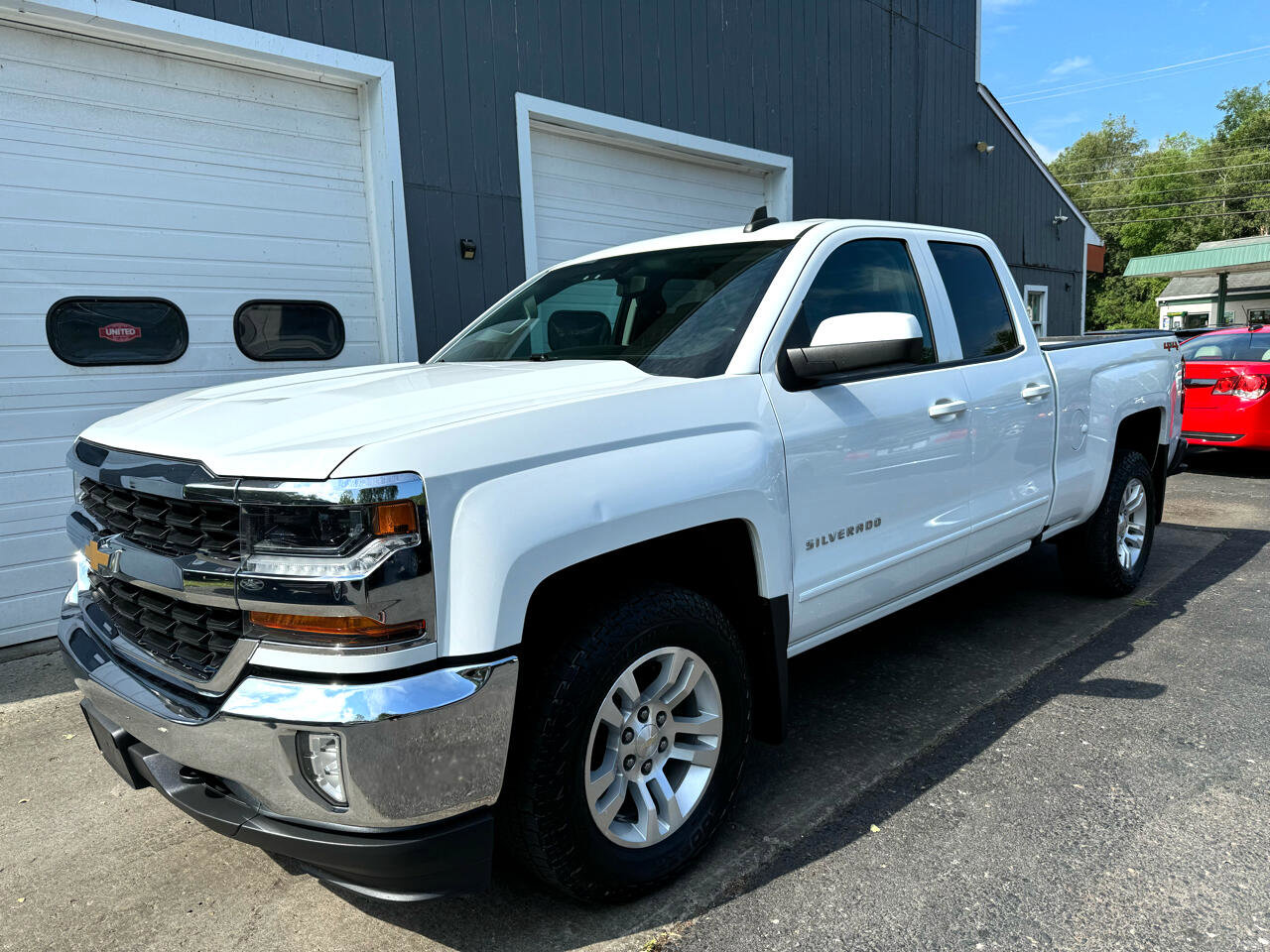 Used 2019 Chevrolet Silverado 1500 LT w/ All Star Edition image 1