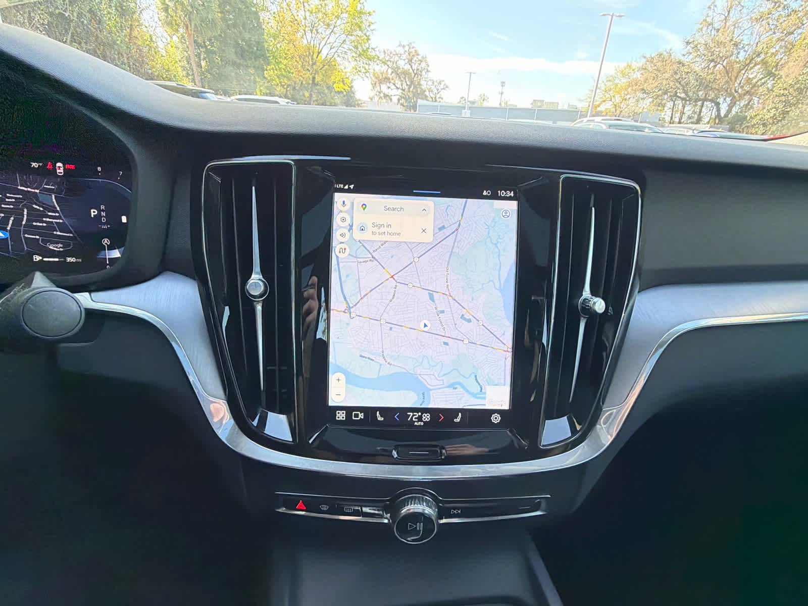 Certified 2024 Volvo S60 B5 Core image 30