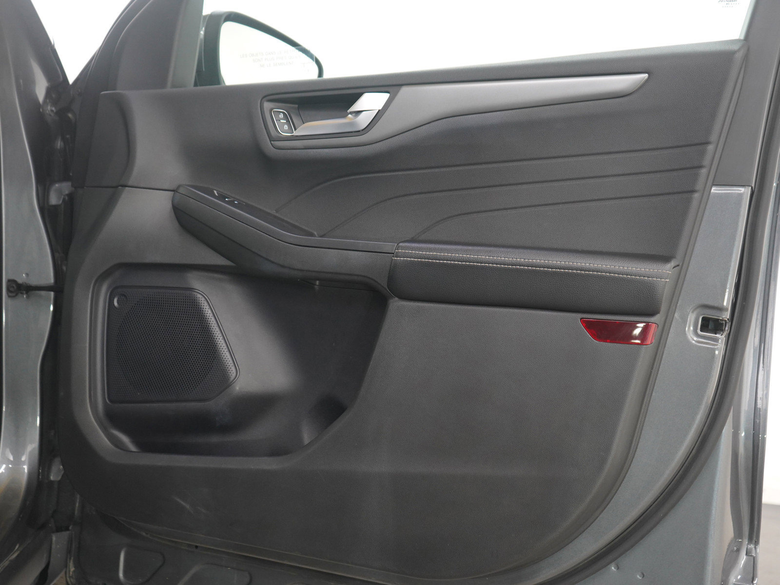 Used 2024 Ford Escape SE image 11