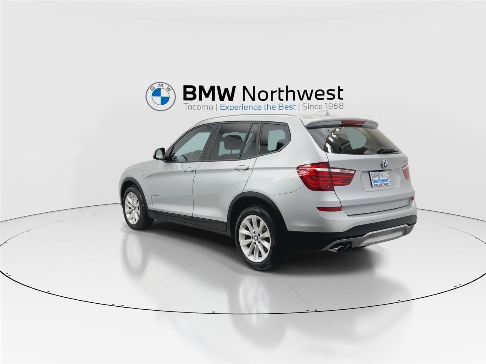 Used 2017 BMW X3 sDrive28i RWD image 12