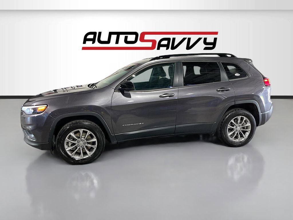 Used 2022 Jeep Cherokee Latitude Lux w/ Mopar Interior Package AWD/4WD image 4